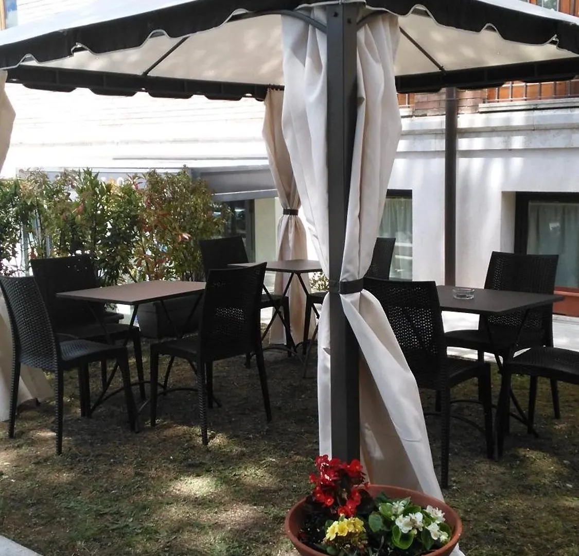 Hotel I Platani Siena 3*,